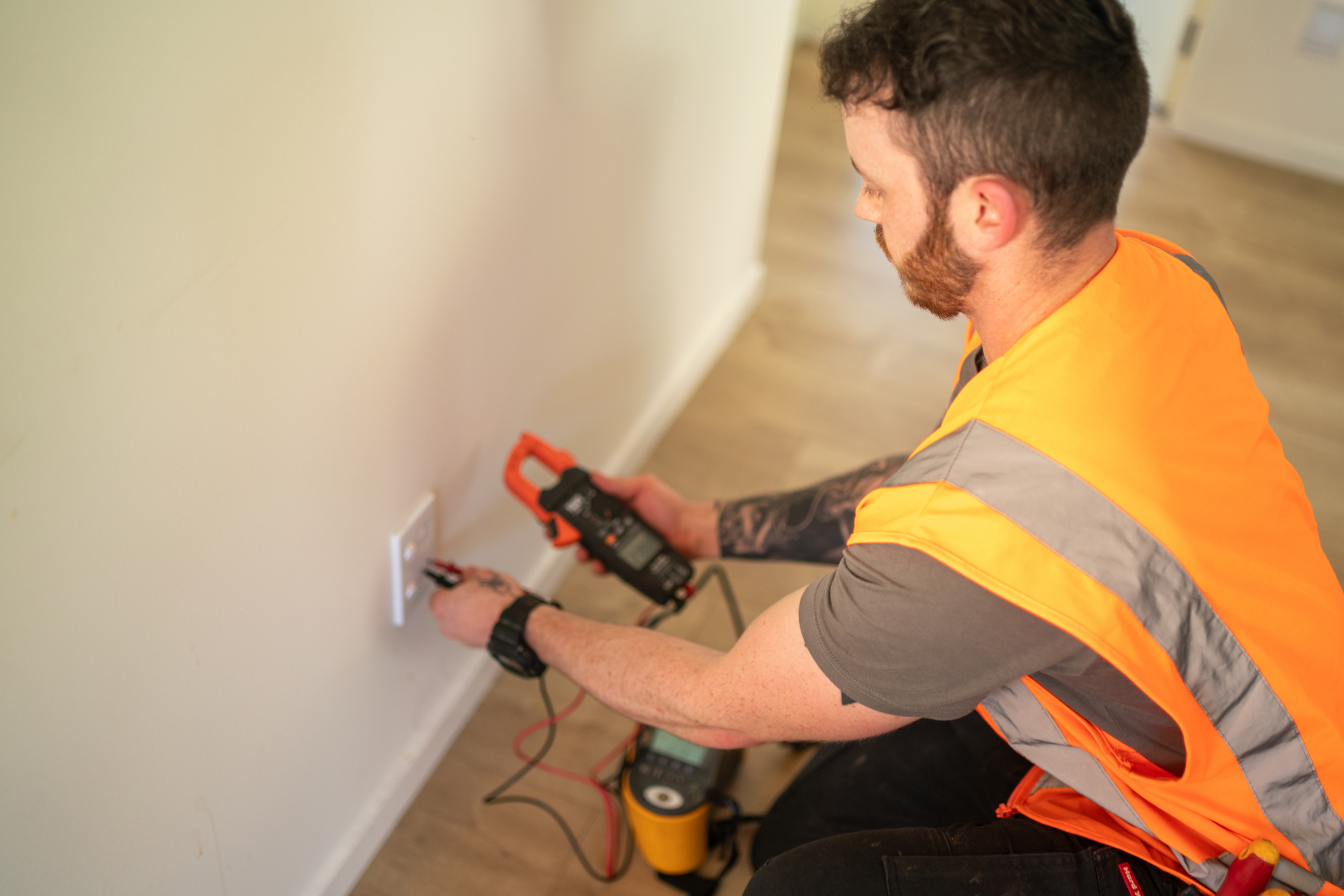 Top Warning Signs You Need Professional Electrical Repair Services